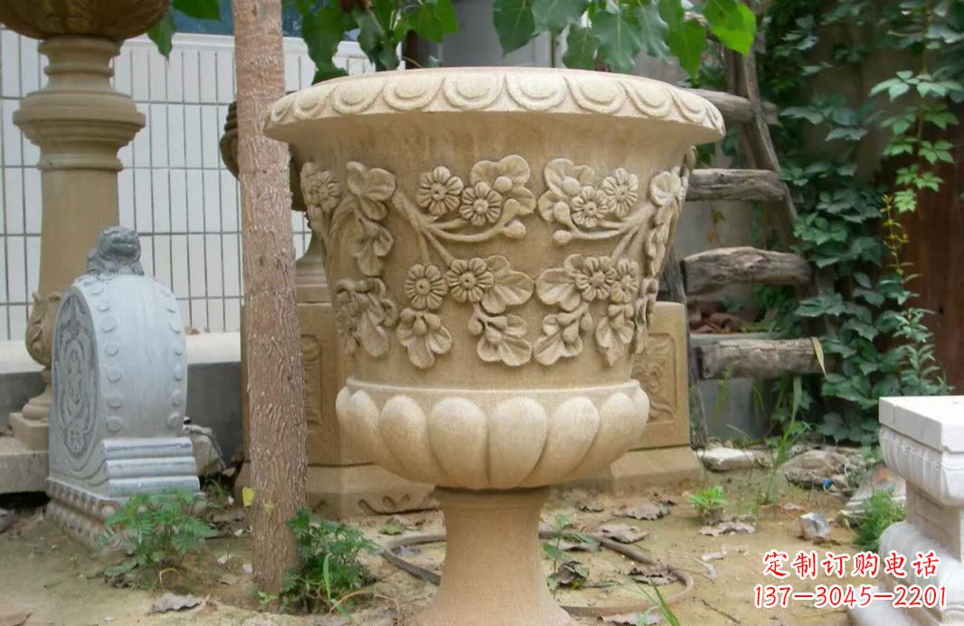 辽宁精美大理石花盆雕塑