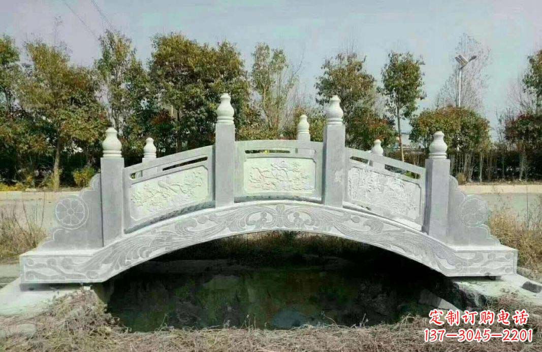 辽宁公园大理石桥雕塑