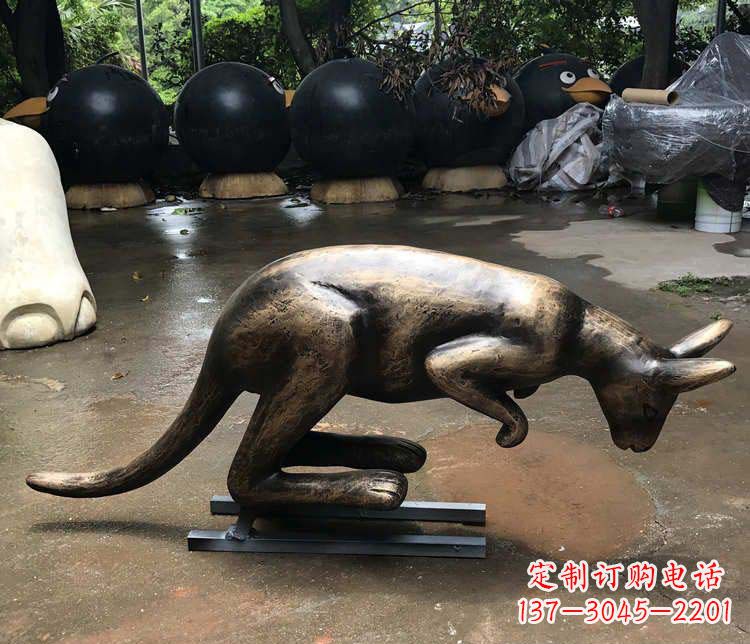 辽宁中领雕塑袋鼠铜雕