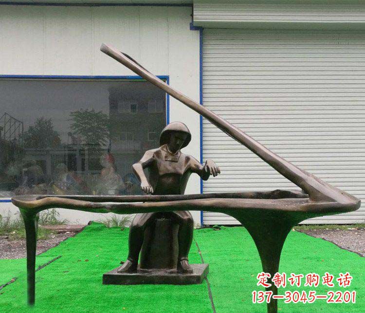 辽宁 传奇钢琴雕塑