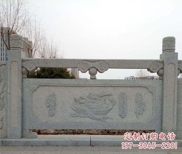 辽宁公园户外栏板石雕