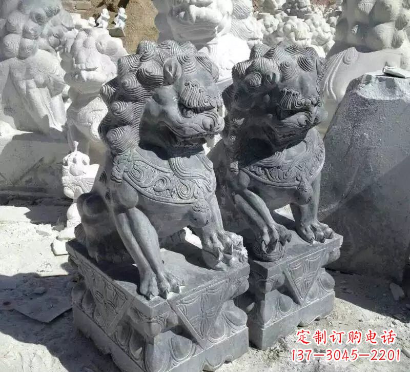 辽宁古代青石狮子雕塑