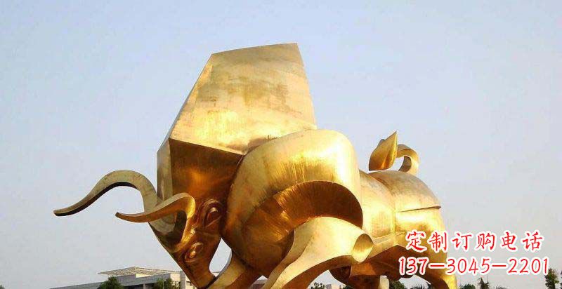 辽宁广场抽象牛动物铜雕