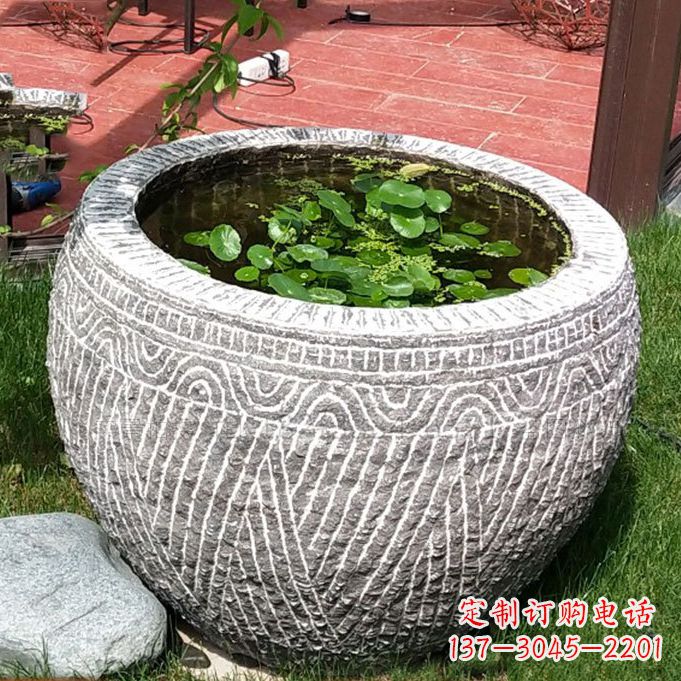 辽宁老青石花盆雕塑:独特的家居艺术装饰