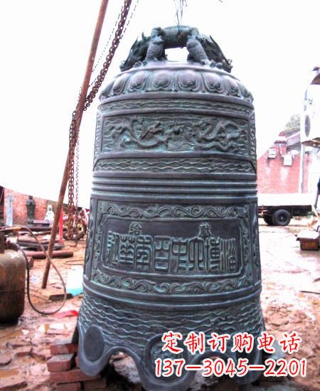 辽宁精美历久弥新的青铜钟雕塑