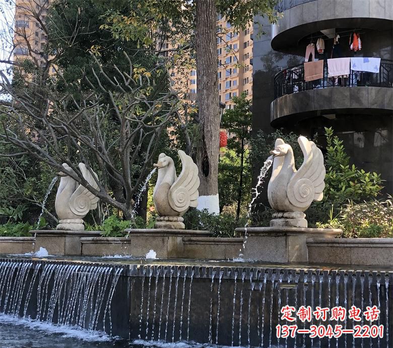 辽宁石材喷水鹅 园林动物石雕景观摆放 水池石天鹅