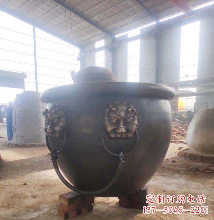 辽宁寺庙水缸铜雕