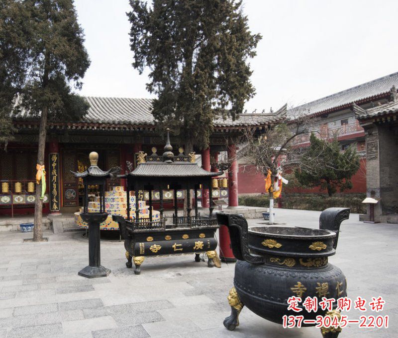 辽宁寺庙铜香炉铜雕