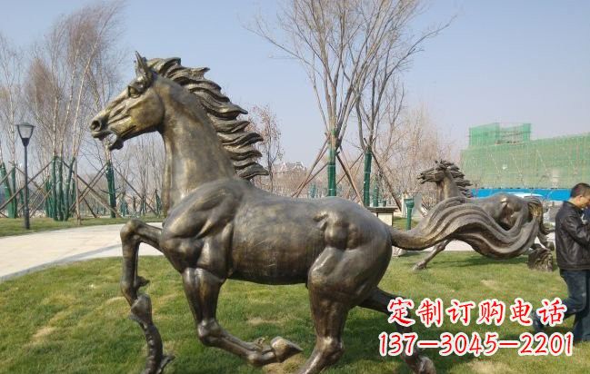 辽宁铜雕奔马