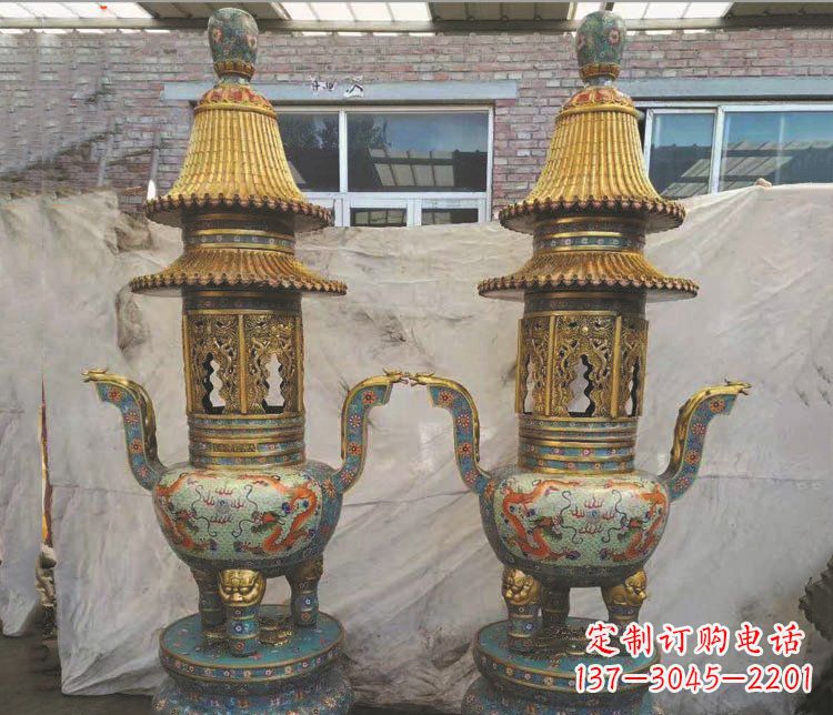 辽宁铜雕景泰蓝香炉雕塑摆件