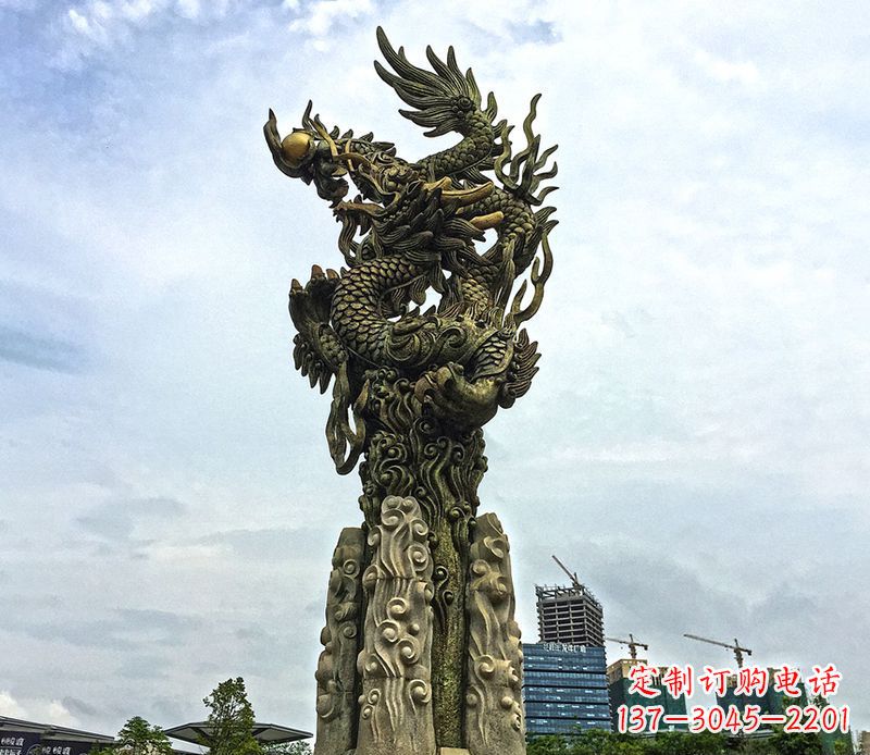辽宁铜雕盘龙柱