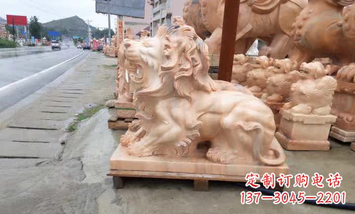 辽宁晚霞红狮子雕塑