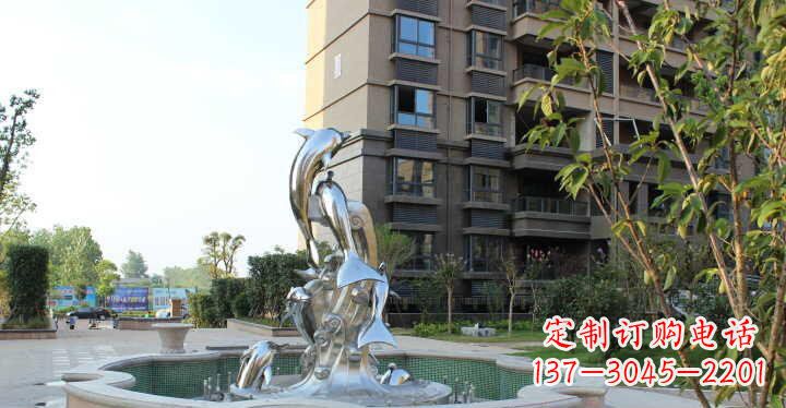 辽宁小区不锈钢跳跃海豚景观雕塑