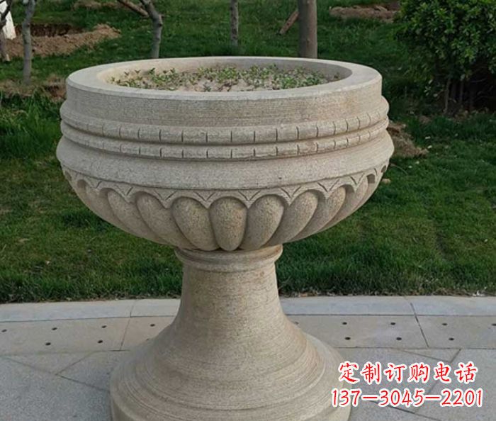 辽宁小区大理石花盆摆件石雕