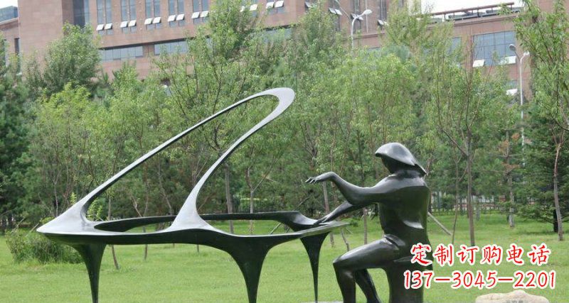 辽宁校园弹钢琴景观铜雕