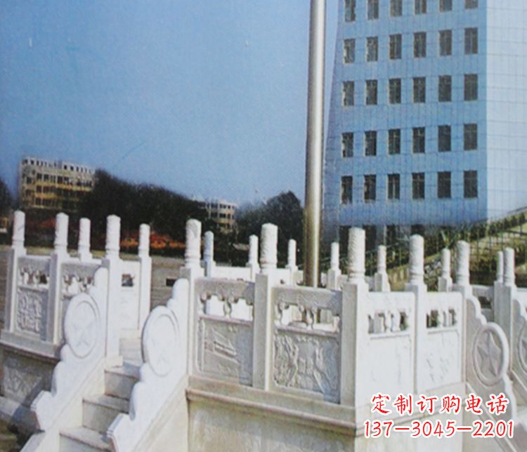 辽宁校园汉白玉升旗台景观石雕