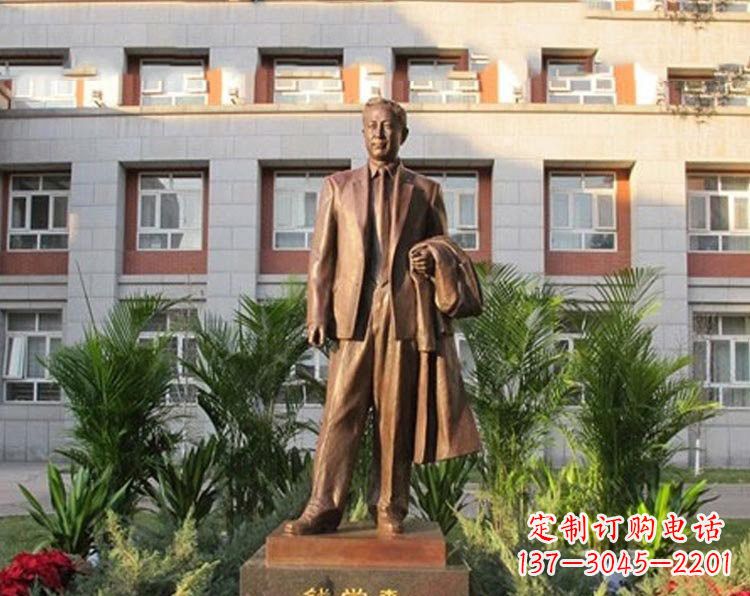 辽宁校园钱学森铜雕