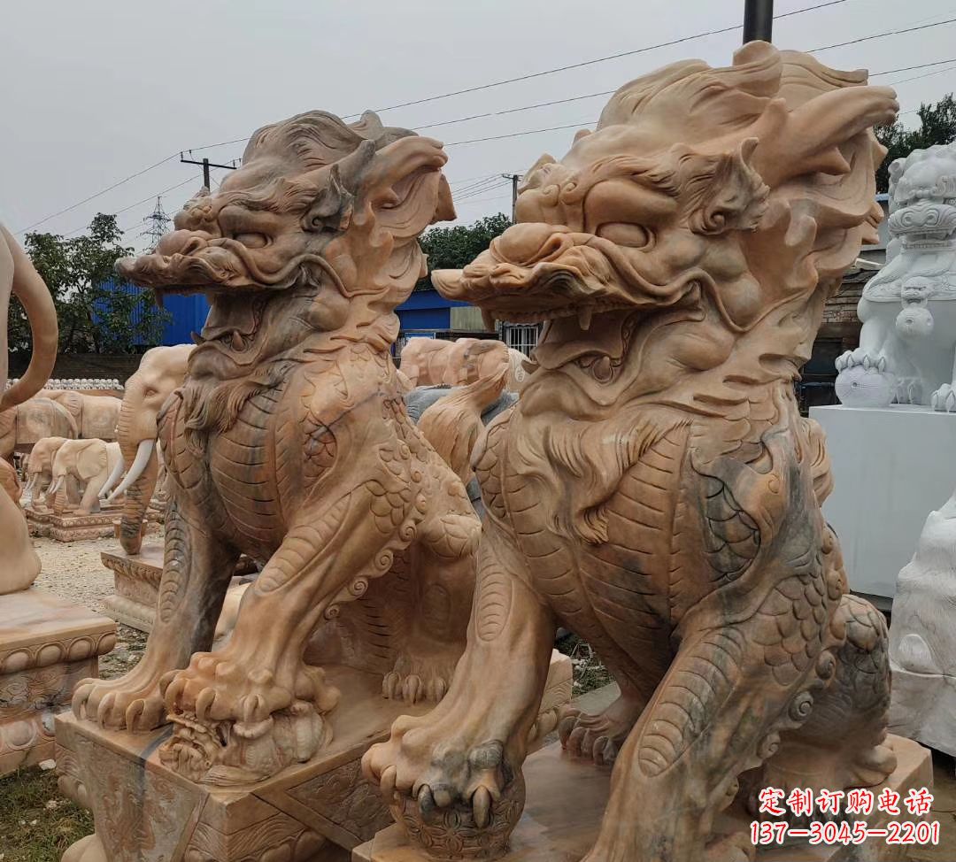 辽宁园林晚霞红古代招财神兽麒麟石雕