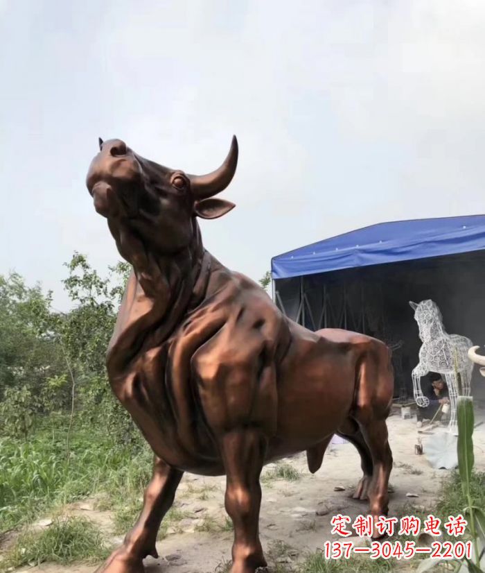 辽宁紫铜牛动物雕塑